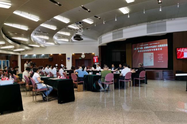 軍事博物館領(lǐng)導(dǎo)名單及其卓越貢獻(xiàn)，軍事博物館領(lǐng)導(dǎo)名單及其杰出貢獻(xiàn)概覽