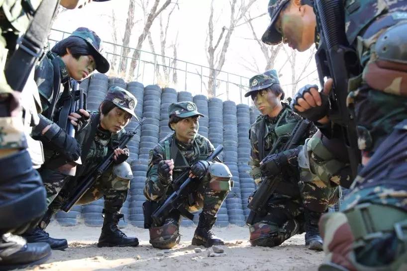 中國女特種兵便衣照片，展現(xiàn)力量與榮耀的瞬間，中國女特種兵便衣瞬間，力量與榮耀的展現(xiàn)