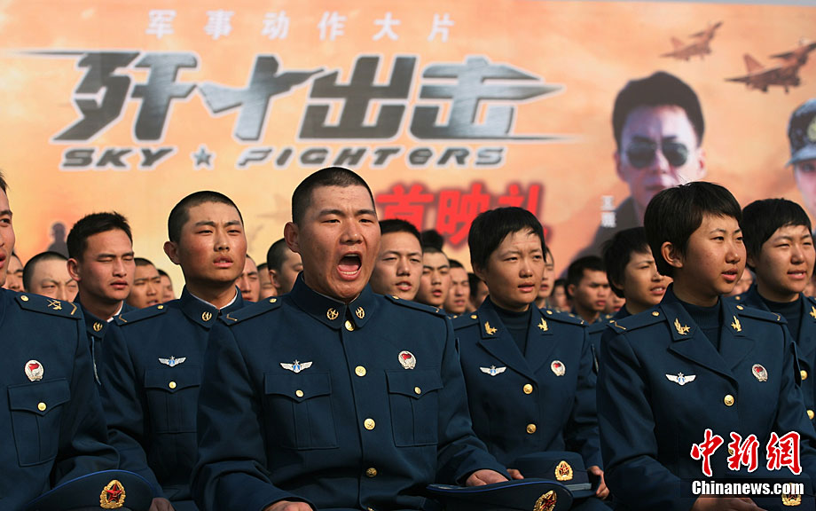 中國空軍題材電影，歷史與現(xiàn)實(shí)的融合，中國空軍題材電影，歷史與現(xiàn)實(shí)的空中融合之旅