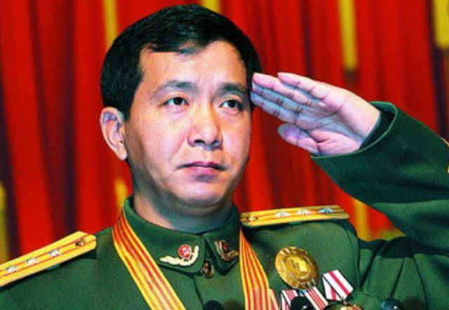 丁曉兵老首長(zhǎng)的名字與傳奇故事，丁曉兵老首長(zhǎng)的傳奇人生