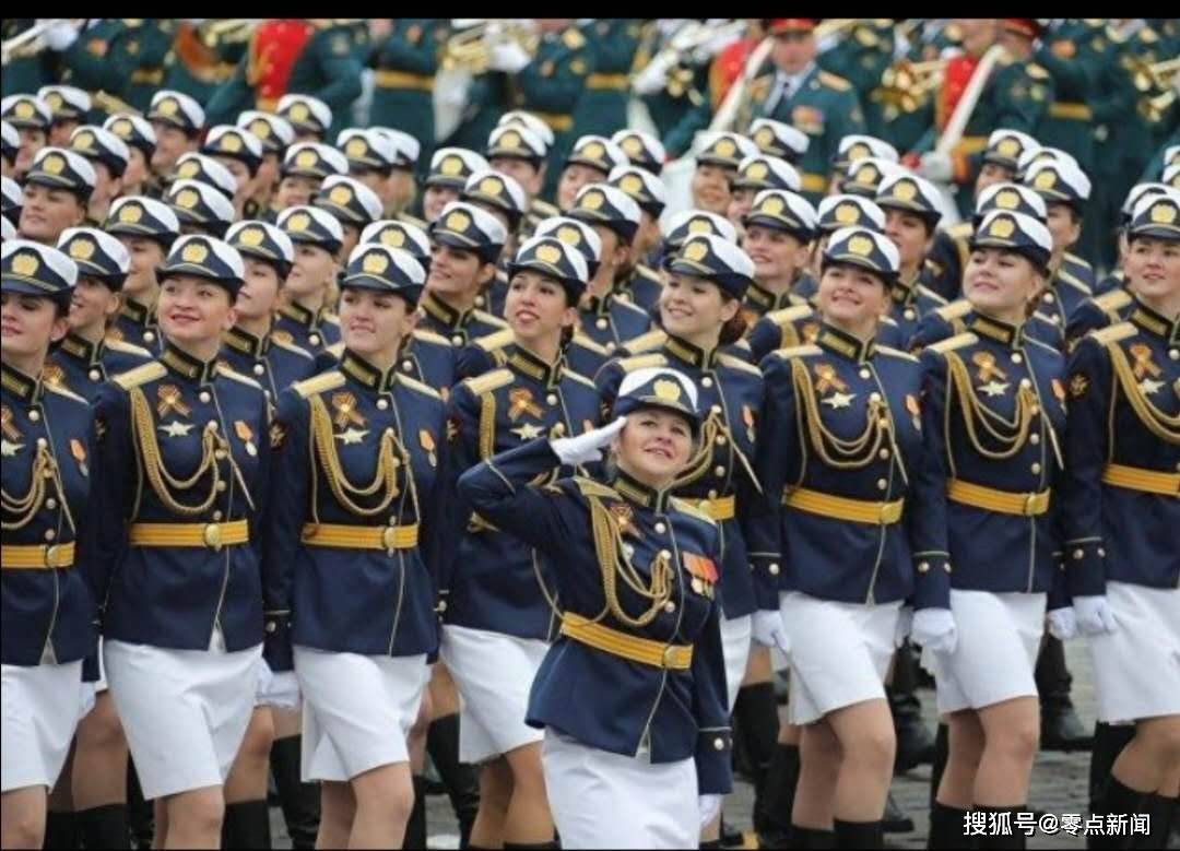 慶祝勝利日，紀(jì)念中國(guó)大閱兵75周年回顧與展望，勝利日慶典，回顧中國(guó)大閱兵75周年，展望未來(lái)展望