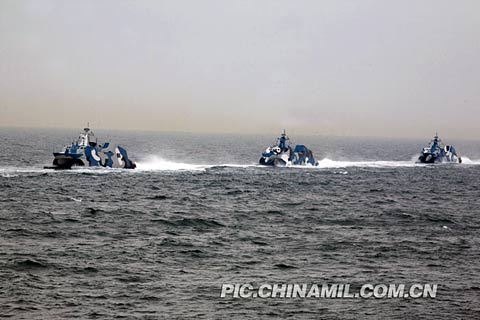 中國(guó)海軍快艇部隊(duì)，速度與力量的完美結(jié)合，中國(guó)海軍快艇部隊(duì)，速度與力量的巔峰展現(xiàn)