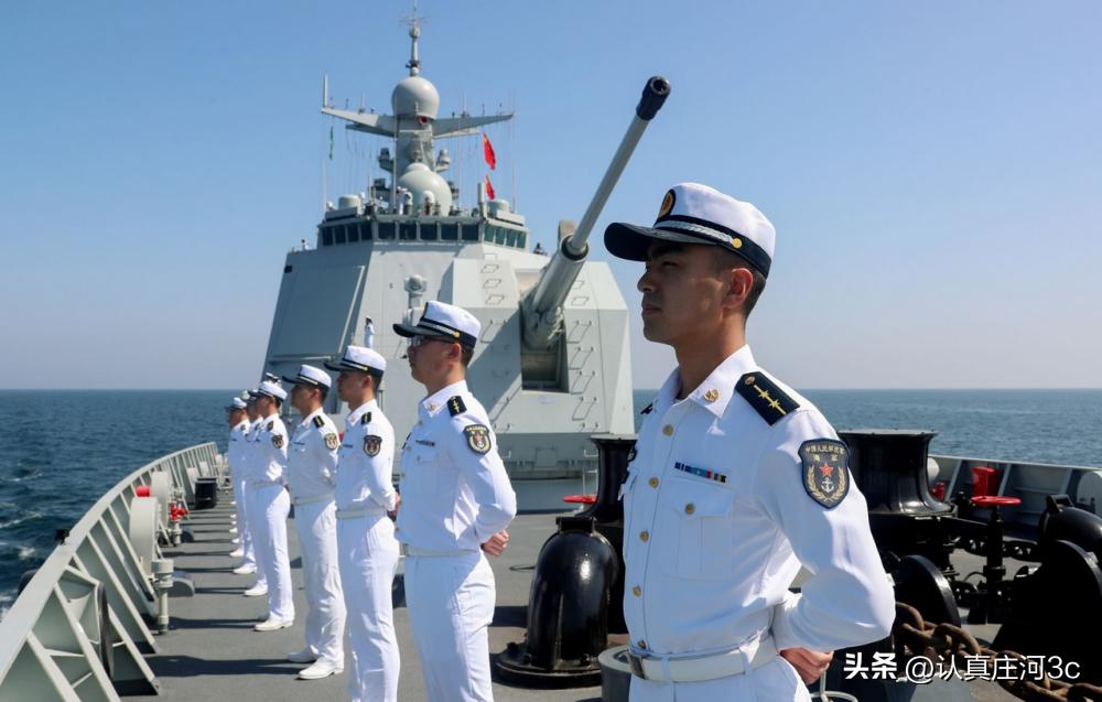 揭秘中國(guó)海軍的驕傲，054A型導(dǎo)彈護(hù)衛(wèi)艦的護(hù)航之路，中國(guó)海軍的驕傲，054A型導(dǎo)彈護(hù)衛(wèi)艦的護(hù)航之路揭秘