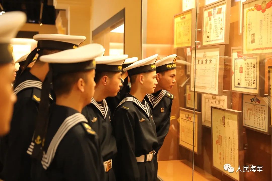 人民海軍的發(fā)展史感想心得，人民海軍發(fā)展史感想心得總結(jié)，輝煌歷程與未來展望