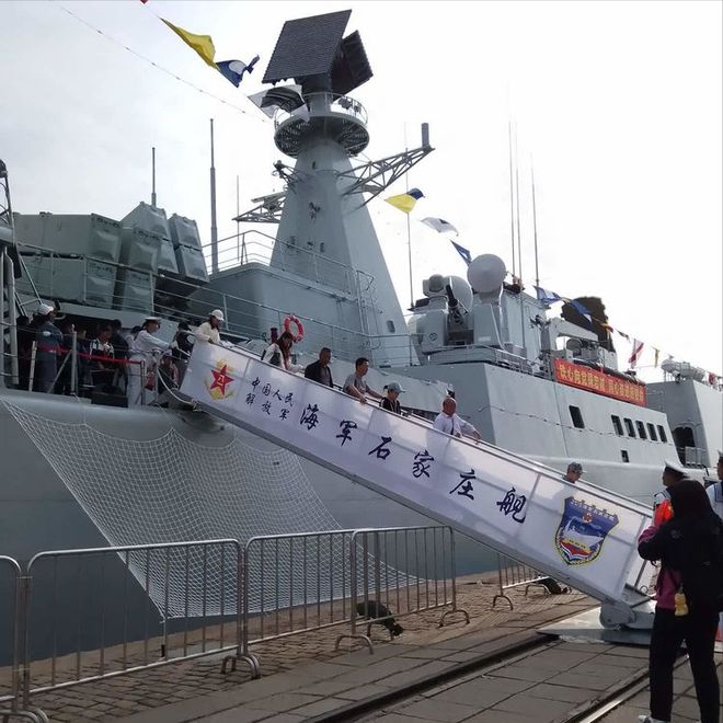 石家莊號航母，中國海軍新時代的驕傲，中國海軍新時代的驕傲——石家莊號航母