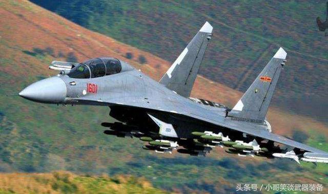 殲-16戰(zhàn)機(jī)彈倉(cāng)設(shè)計(jì)研究，揭秘其內(nèi)部彈倉(cāng)的存在與否及其功能特點(diǎn)，揭秘殲-16戰(zhàn)機(jī)彈倉(cāng)設(shè)計(jì)，內(nèi)部彈倉(cāng)存在與功能特點(diǎn)探究