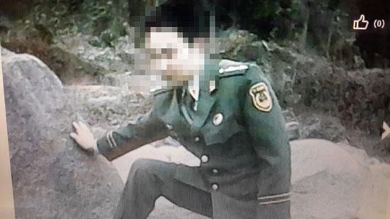 中國武警女軍官的照片，展現(xiàn)力量與榮耀的象征，中國武警女軍官風(fēng)采，力量與榮耀的象征