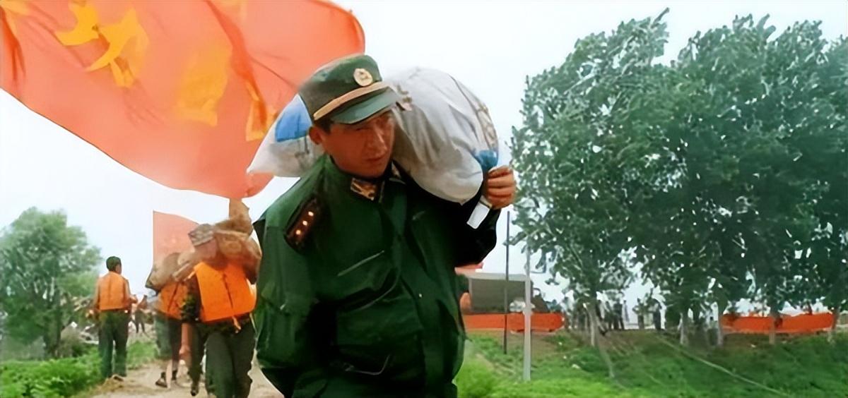 丁曉兵現(xiàn)在在哪里，一位英勇將領(lǐng)的軍旅生涯與現(xiàn)今所在之處，丁曉兵，英勇將領(lǐng)的軍旅生涯及現(xiàn)所在地揭秘