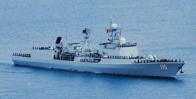 揭秘中國海軍的驕傲，051C導(dǎo)彈驅(qū)逐艦的排水量解析，中國海軍驕傲揭秘，051C導(dǎo)彈驅(qū)逐艦排水量深度解析