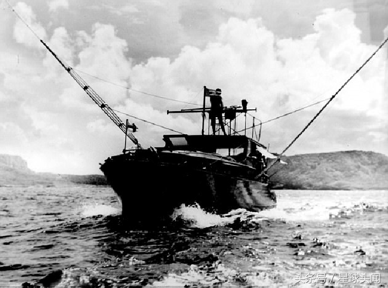 軍船，護(hù)衛(wèi)海洋，展現(xiàn)國(guó)家力量，軍船，護(hù)衛(wèi)海洋之盾，彰顯國(guó)家力量