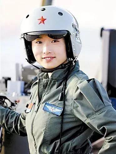 殲-16戰(zhàn)斗機(jī)，揭示幾代機(jī)型的獨(dú)特魅力與卓越性能，殲-16戰(zhàn)斗機(jī)的獨(dú)特魅力與卓越性能揭秘，幾代機(jī)型的輝煌歷程