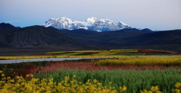 亞?wèn)|河，自然之韻與人文之美的交融，亞?wèn)|河，自然人文交融之美