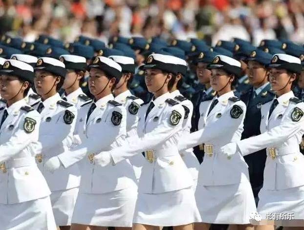 閱兵最漂亮的中國女兵圖片，榮耀與力量的展現(xiàn)，閱兵中的中國女兵風(fēng)采，榮耀與力量的展現(xiàn)