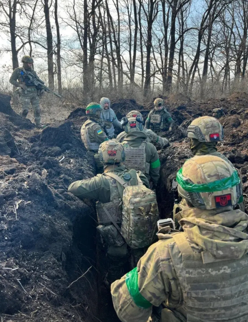 俄烏前線戰(zhàn)況仍存疑，深度解析與前景展望，俄烏前線戰(zhàn)況揭秘，深度解析與前景展望