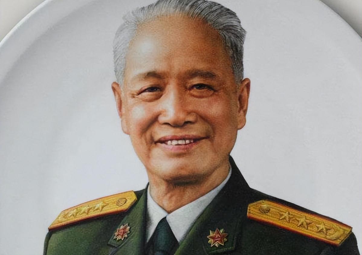 解放軍總參謀長(zhǎng)