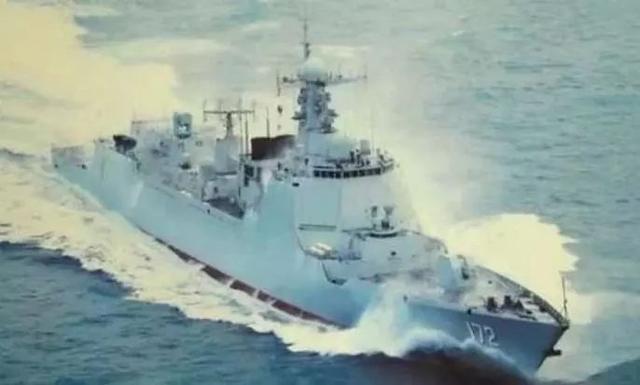 中國海軍新篇章，121驅(qū)逐艦正式入役，中國海軍新篇章，121驅(qū)逐艦正式入役，開啟新航程