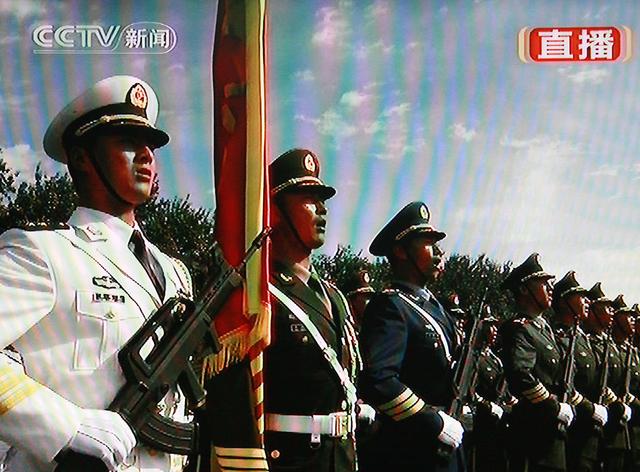 三軍儀仗隊視頻最新，展現(xiàn)榮耀與力量的壯麗畫卷，三軍儀仗隊最新視頻，榮耀與力量的壯麗展示