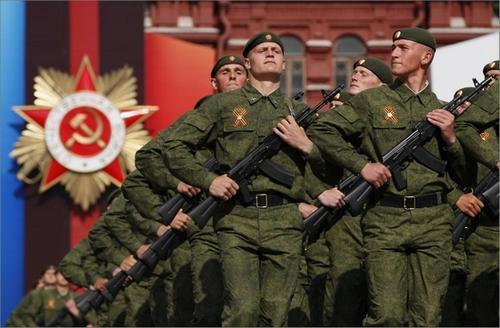 集團(tuán)軍是軍嗎？——探究現(xiàn)代軍事組織體系中的集團(tuán)軍定位，集團(tuán)軍在現(xiàn)代軍事組織體系中的定位探究，是軍嗎？