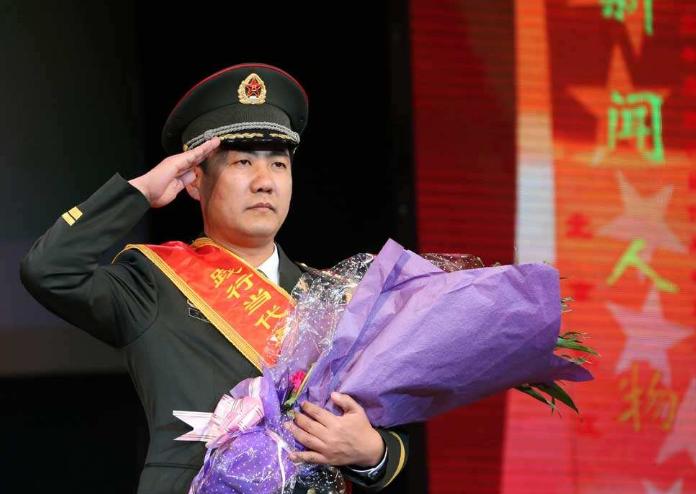 公安部三等功的含金量，榮譽與責(zé)任的體現(xiàn)，公安部三等功，榮譽與責(zé)任的象征