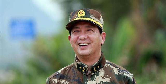 丁曉兵是否墮落，一個(gè)值得探討的話題，丁曉兵是否墮落，深度探討的話題