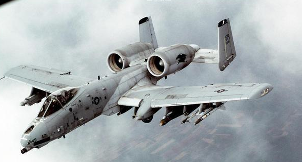 揭秘A-10攻擊機的獨特魅力，珍貴相片展示，揭秘A-10攻擊機的獨特魅力，珍貴照片展示其風采