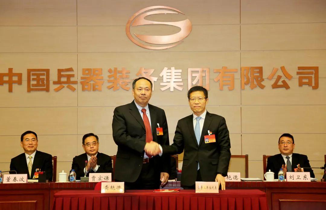 中國(guó)現(xiàn)役武器裝備數(shù)量概覽（XXXX年），中國(guó)現(xiàn)役武器裝備數(shù)量概覽，最新數(shù)據(jù)（XXXX年分析）
