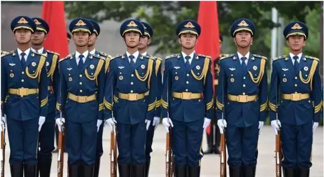 三軍儀仗隊(duì)男事標(biāo)準(zhǔn)，卓越、忠誠(chéng)與榮譽(yù)的象征，三軍儀仗隊(duì)男事標(biāo)準(zhǔn)，卓越、忠誠(chéng)與榮譽(yù)的象征解讀