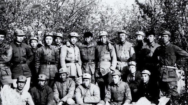 八路軍的軍旗，榮耀與信仰的象征，八路軍軍旗，榮耀與信仰的永恒象征