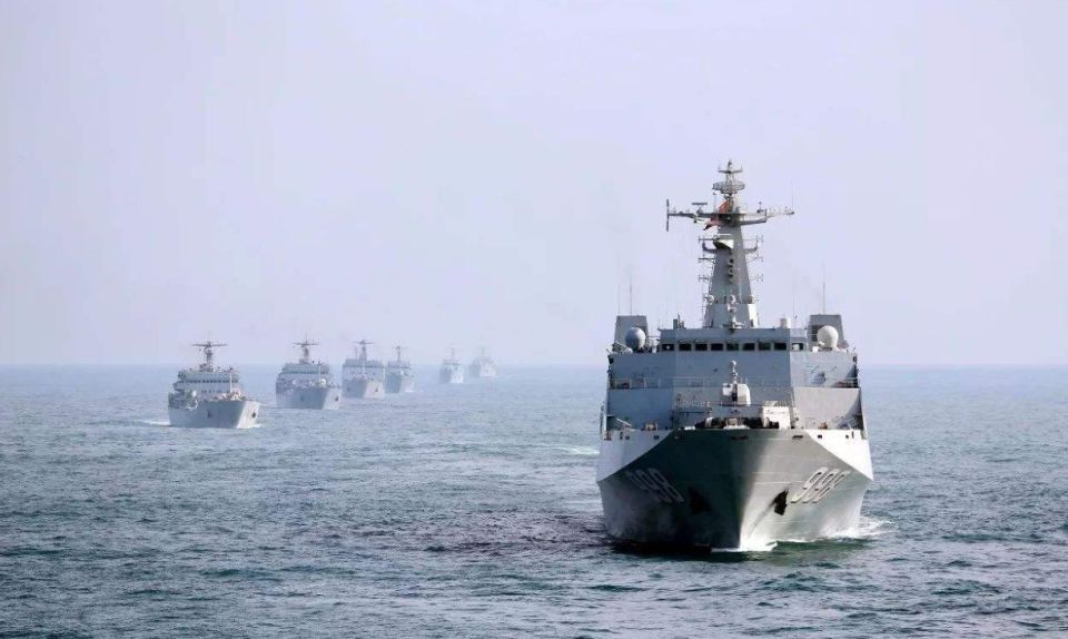 南海艦隊(duì)834艦，守護(hù)海洋的鋼鐵長城，南海艦隊(duì)834艦，鋼鐵長城守護(hù)海洋安全