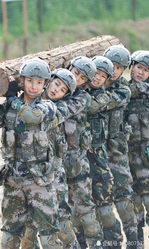 中國女特種兵的發(fā)展歷程及其起源年份探究，中國女特種兵發(fā)展歷程與起源年份探究