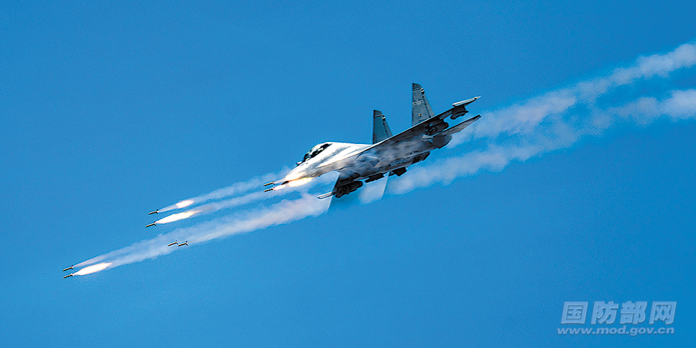 北部空軍第十五旅，榮耀與擔(dān)當(dāng)?shù)南笳?，北部空軍第十五旅，榮耀與擔(dān)當(dāng)?shù)牡浞吨? class=