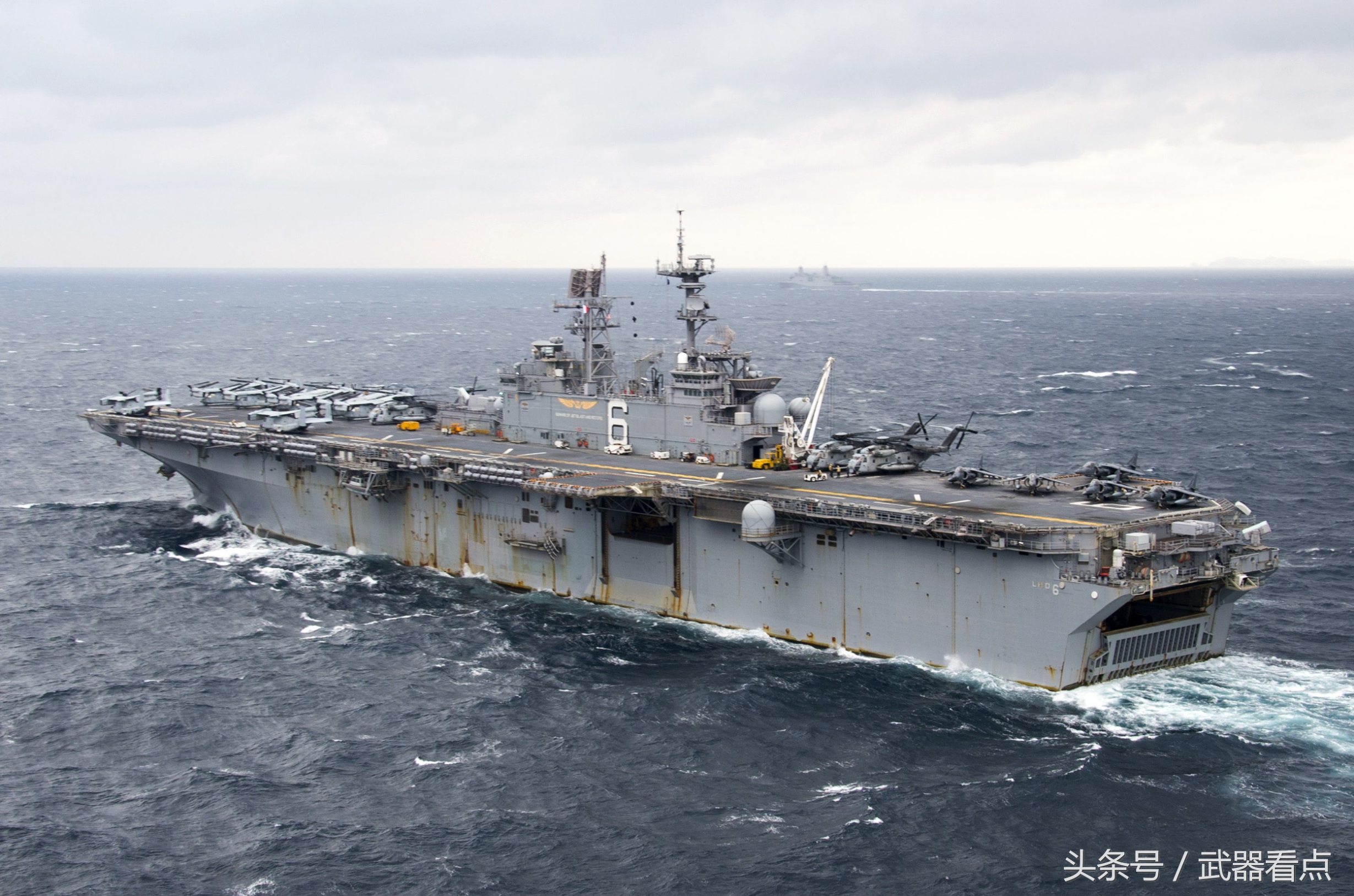 黃蜂級兩棲攻擊艦的尺寸，探索現(xiàn)代軍事科技的杰作，黃蜂級兩棲攻擊艦尺寸揭秘，現(xiàn)代軍事科技的杰出代表