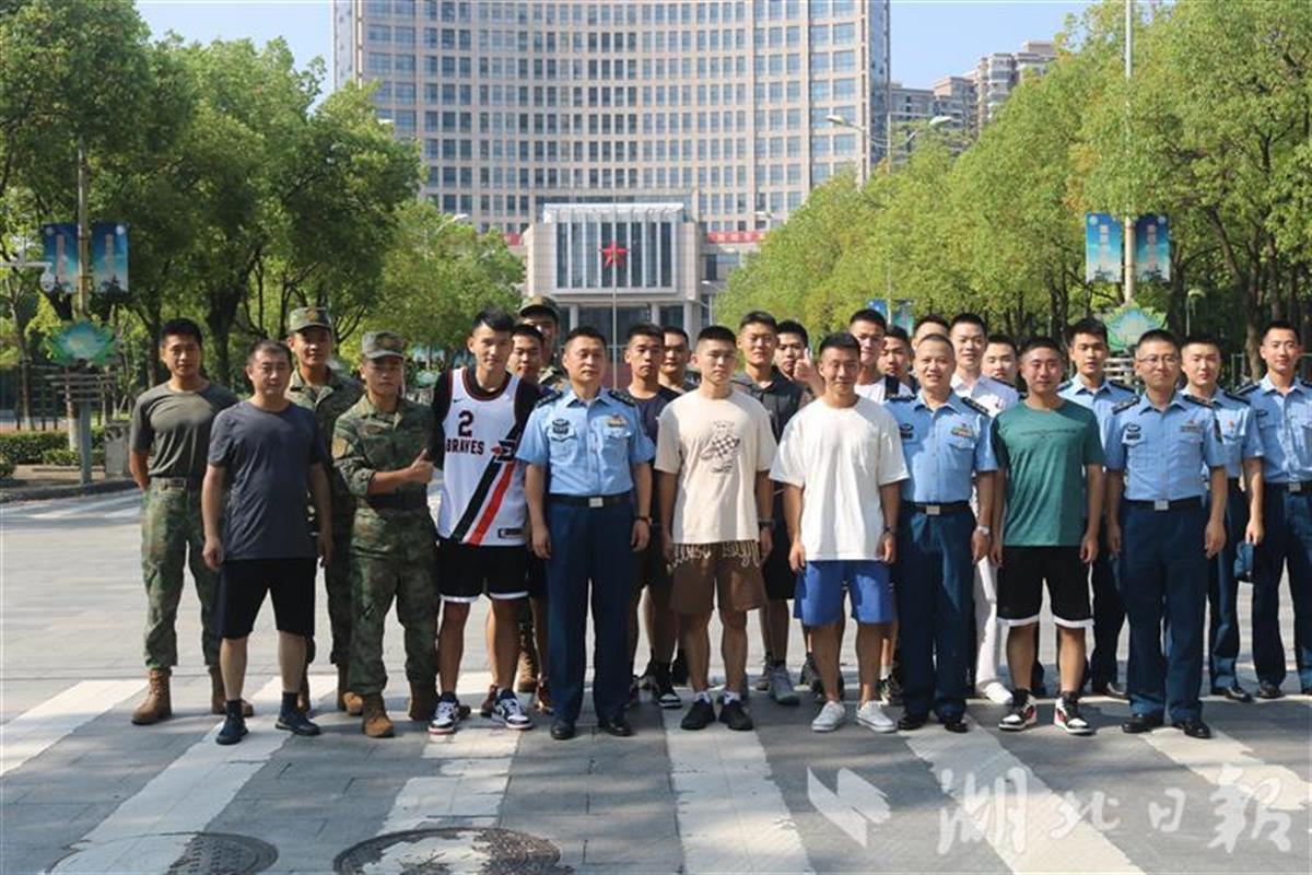 中國空軍航空大學(xué)，培養(yǎng)精英飛行員的搖籃，中國空軍航空大學(xué)，精英飛行員搖籃