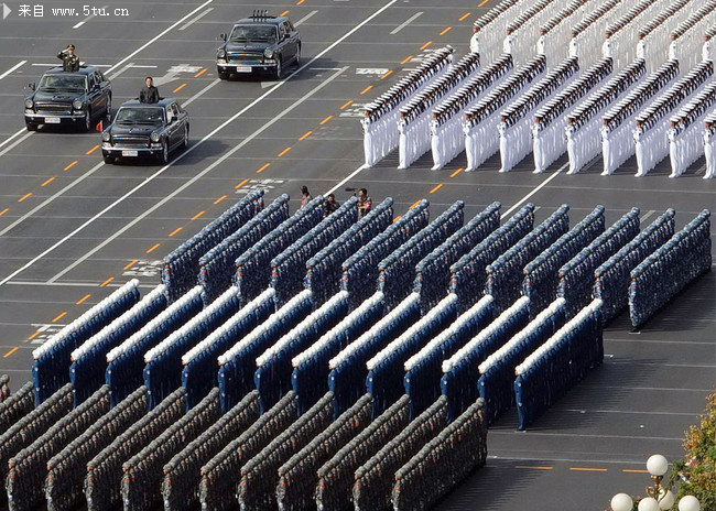 閱兵方陣類型，歷史、文化與力量的展現(xiàn)，閱兵方陣，歷史、文化與力量的綜合展現(xiàn)