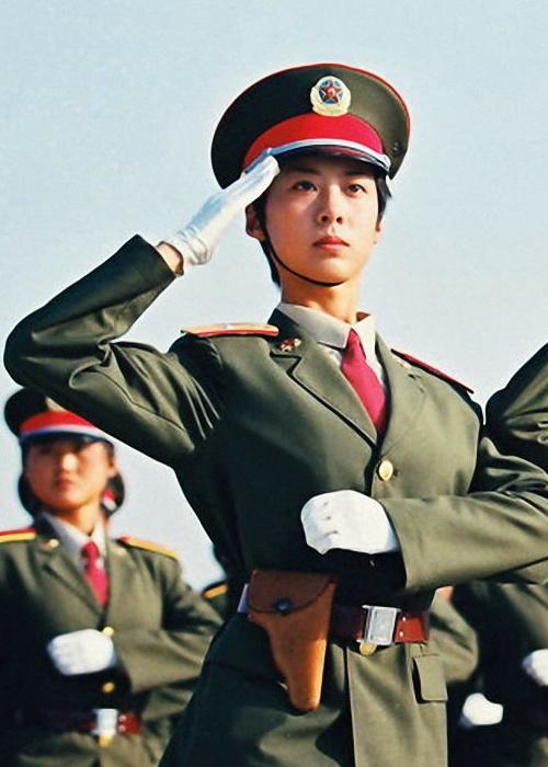 建國(guó)五十周年慶典女兵方隊(duì)，榮耀與力量的象征，建國(guó)五十周年慶典女兵方隊(duì)，榮耀與力量的璀璨瞬間
