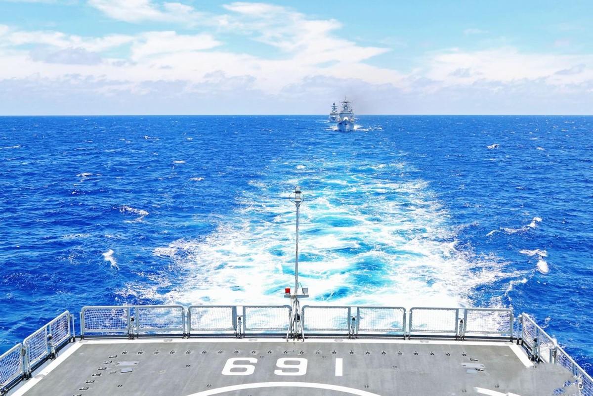 揭秘第四艘航母實(shí)圖，中國(guó)海軍力量的嶄新篇章，揭秘第四艘航母實(shí)圖，中國(guó)海軍力量嶄新篇章亮相