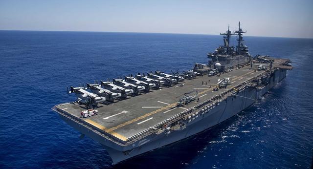 黃蜂級兩棲攻擊艦視頻，揭示現(xiàn)代海軍力量的重要一環(huán)，黃蜂級兩棲攻擊艦揭示現(xiàn)代海軍力量的關(guān)鍵一環(huán)，兩棲作戰(zhàn)能力的展示視頻