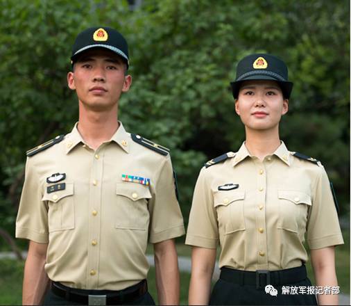 中國人民解放軍火箭軍軍服，榮耀與力量的象征，中國人民解放軍火箭軍軍服，榮耀與力量的標志
