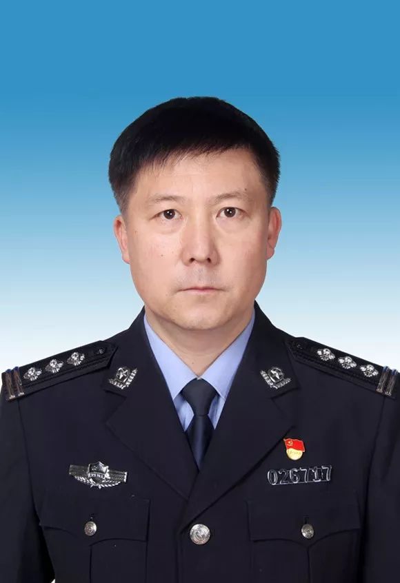丁曉兵現(xiàn)在的職務(wù)，一位卓越領(lǐng)導(dǎo)者的時代擔(dān)當(dāng)，丁曉兵，卓越領(lǐng)導(dǎo)者的時代擔(dān)當(dāng)與職務(wù)風(fēng)采