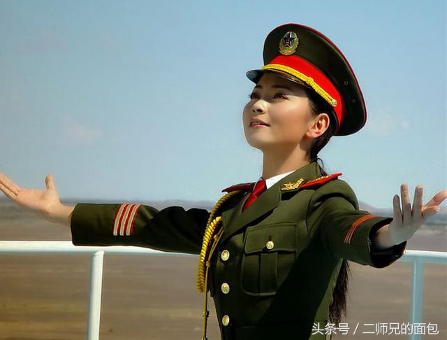 中國(guó)女兵誰(shuí)最漂亮，美麗與英勇的完美結(jié)合，中國(guó)女兵的美麗與英勇，誰(shuí)最耀眼？