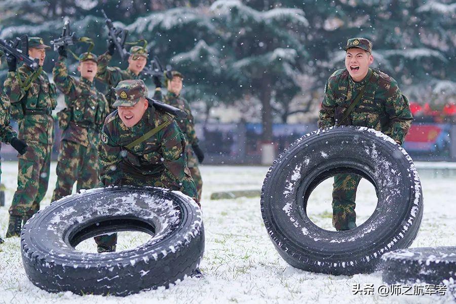 2024年軍考錄取分?jǐn)?shù)線預(yù)測及分析，2024年軍考錄取分?jǐn)?shù)線預(yù)測及分析，展望與探討