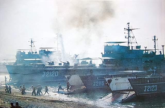 揭秘中國海軍的利器，271型登陸艇，揭秘中國海軍利器，271型登陸艇戰(zhàn)力展示