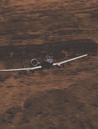 揭秘A-10攻擊機(jī)的強(qiáng)大實(shí)力，究竟厲不厲害？，揭秘A-10攻擊機(jī)的強(qiáng)大實(shí)力，究竟戰(zhàn)斗力如何？