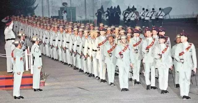 走進(jìn)歷史，探尋駐港部隊(duì)石崗軍營(yíng)的獨(dú)特魅力，走進(jìn)歷史，揭秘駐港部隊(duì)石崗軍營(yíng)的獨(dú)特魅力