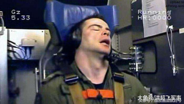 F-15K戰(zhàn)斗機(jī)的卓越性能與傳奇實(shí)力，究竟厲不厲害？，F(xiàn)-15K戰(zhàn)斗機(jī)的卓越性能與傳奇實(shí)力解析，實(shí)力究竟如何？