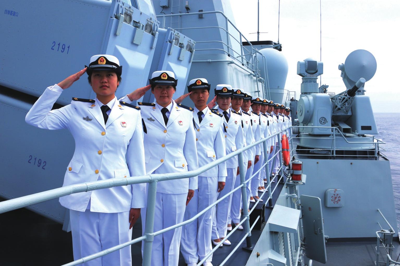 海軍常服，展現(xiàn)中國海軍力量的風采與榮耀，中國海軍常服風采，力量的展現(xiàn)與榮耀的彰顯