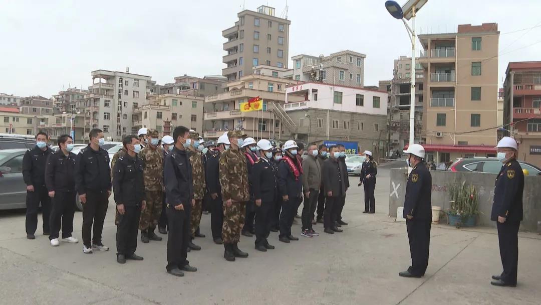 泉州艦是否轉海警？解析與探討，泉州艦轉海警？深度解析與探討