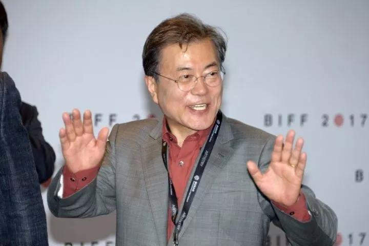 文在寅行華，探尋傳統(tǒng)與現(xiàn)代交融之美，文在寅行華，傳統(tǒng)與現(xiàn)代交融之美的探尋