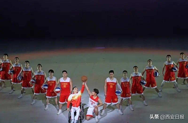 澳門(mén)新紀(jì)元，揭秘澳門(mén)未來(lái)與時(shí)間的交匯點(diǎn)——2025年澳門(mén)9點(diǎn)35分的背后故事，澳門(mén)未來(lái)交匯點(diǎn)揭秘，新紀(jì)元下的澳門(mén)與時(shí)間的約定——探尋澳門(mén)未來(lái)的藍(lán)圖與故事
