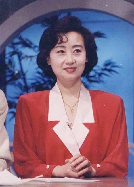 中央CCTV-5女主持人風(fēng)采展示，CCTV-5女主持人風(fēng)采展示，魅力與才華并存的主持力量